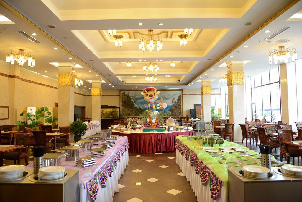 Yanbian Baishan Hotel Яньцзи Экстерьер фото